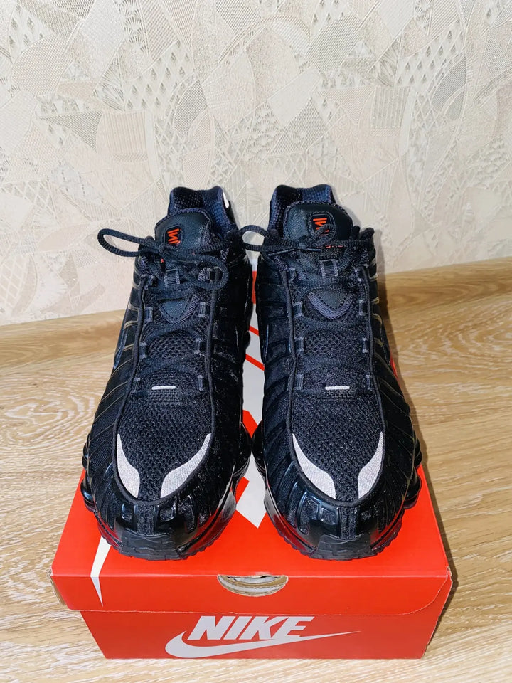 Black Friday - Shox TL x Skepta